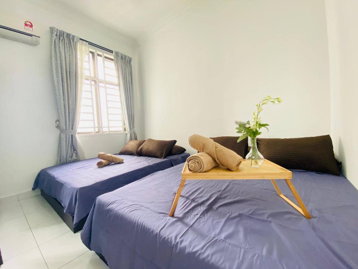 Cozy 1-10 Pax 4Qbeds 2Sbeds Shah Alam Sec7, I-City Экстерьер фото